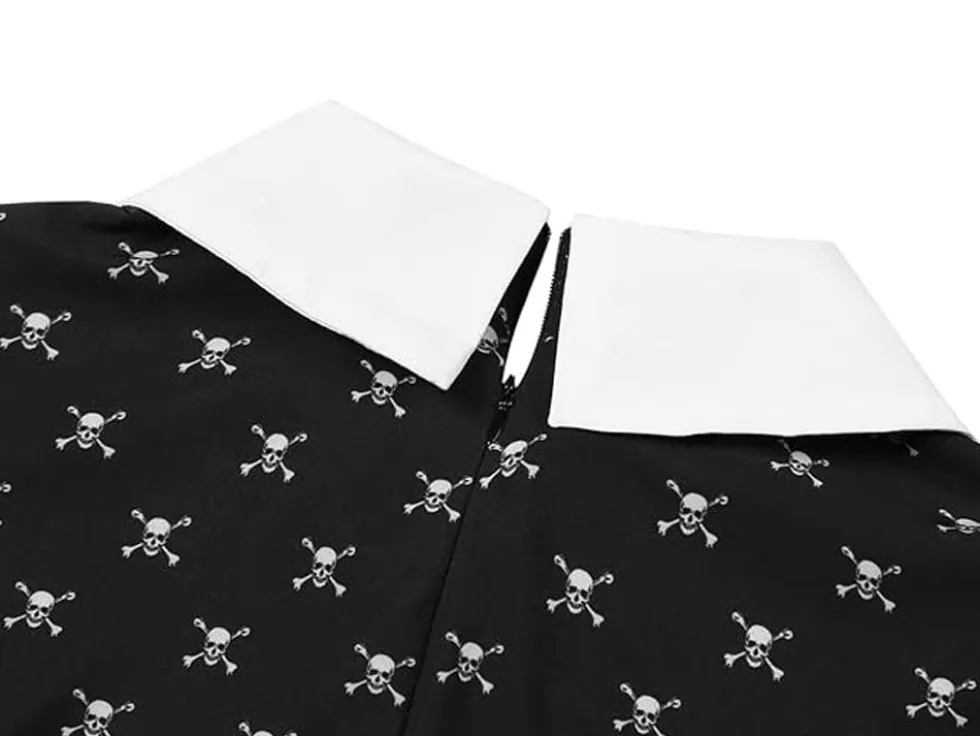 Wednesday Addams klänning barnkostym svart/vit 115–125 cm polyester